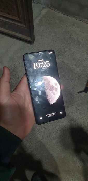 Redmi note 11 pro Almashgan joyi yóq ochilmagan usta kurmagan 8+8/128