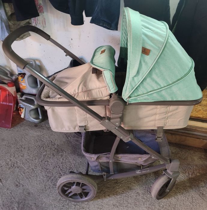 Продам коляску 2 в 1