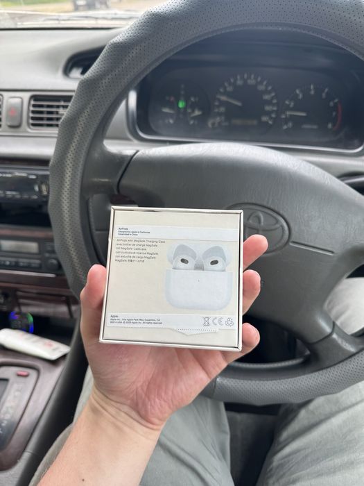 Наушник AirPods 3