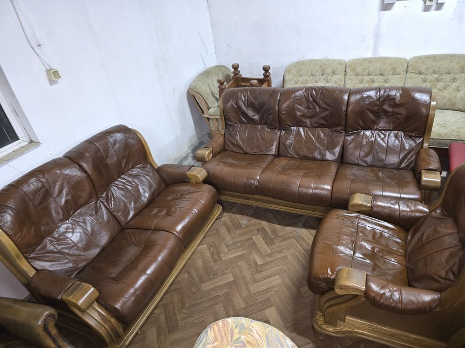 Set masiv -3+2+1 piele naturala6si lemn masiv