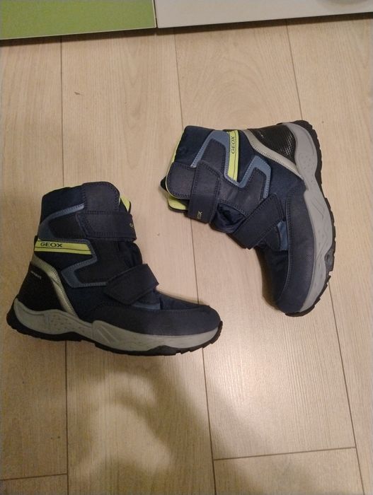 Ghete înalte cu scai Geox
