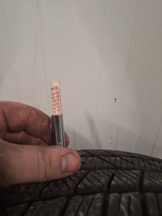 Anvelope Iarna Barum Polaris 5 215/60/R17