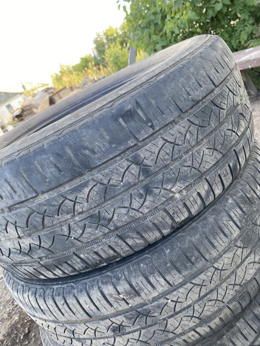Продам шины Continental в размере 225/60/18