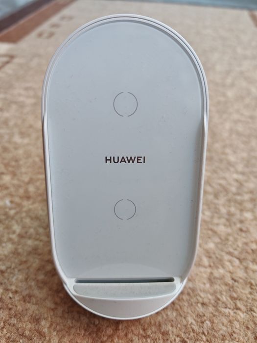 Безжично зарядно Huawei 50w