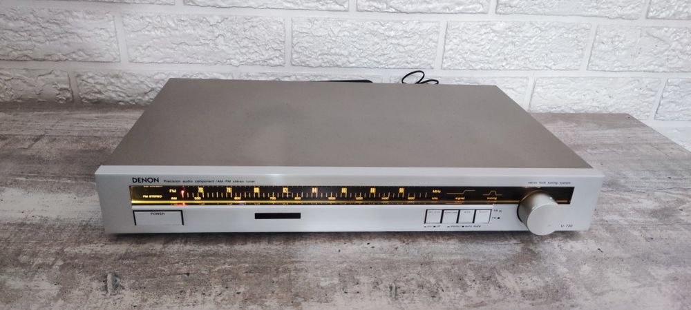 Продам тюнер Denon TU 720