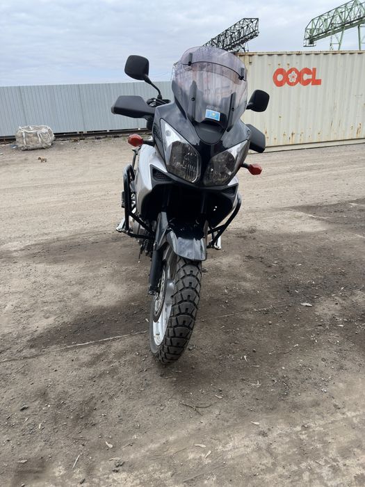 Suzuki V-strom DL 1000