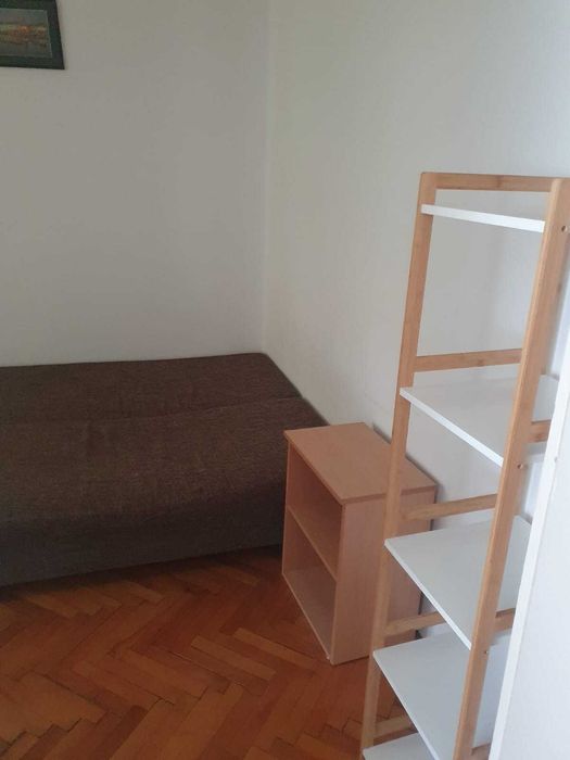 Apartament cu 2 camere de închiriat