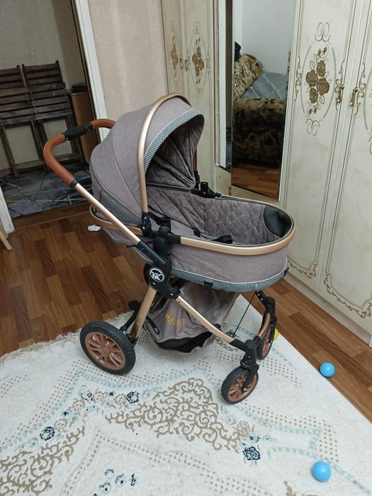 Продам коляску Текнум