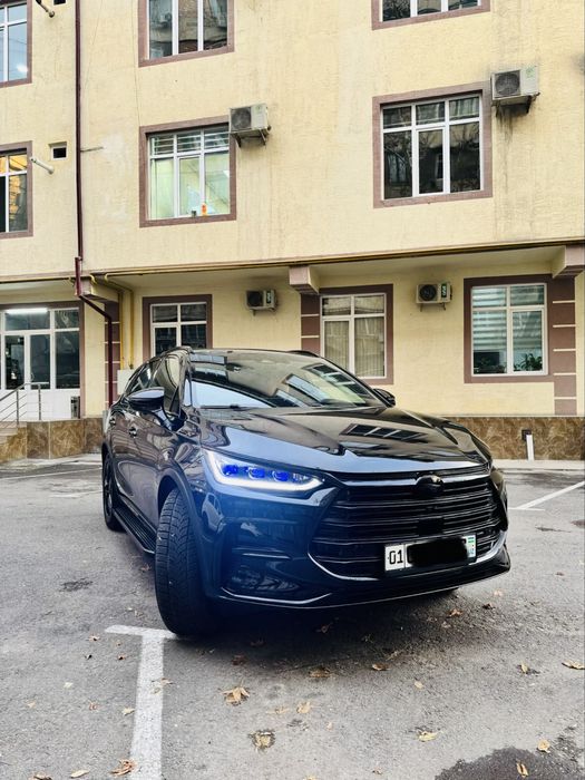 Продётсья электромобиль BYD Tang DMi Hybrid