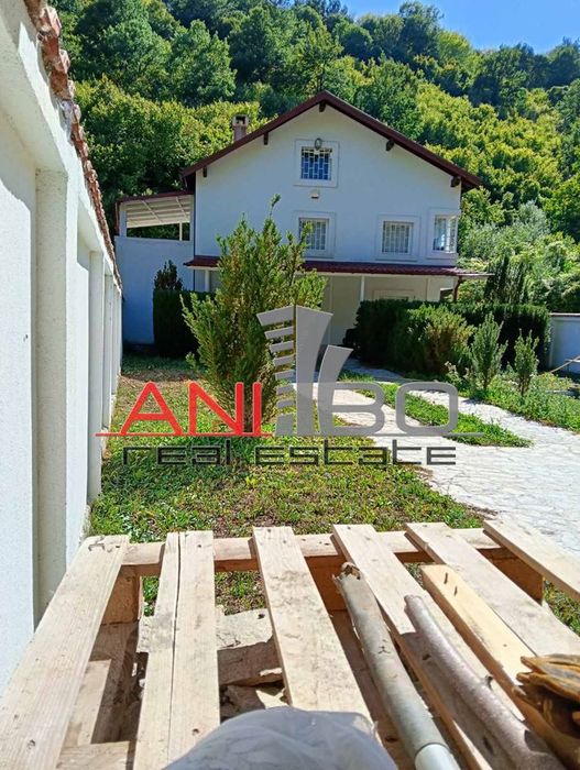 Продава се Къща в с. Потоп, Област София-област - 246 кв.м за 1139 €/кв.м - Снимка #1