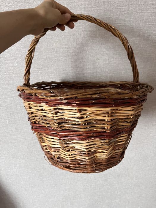 Продам корзину из лозы