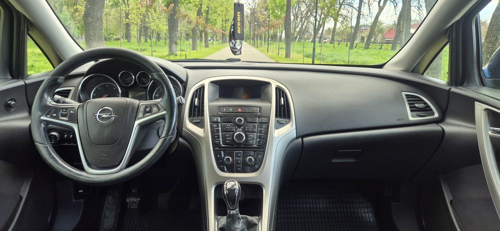Opel Astra J 1.7 CDTI – 125 CP | 2012 | 270.000 km