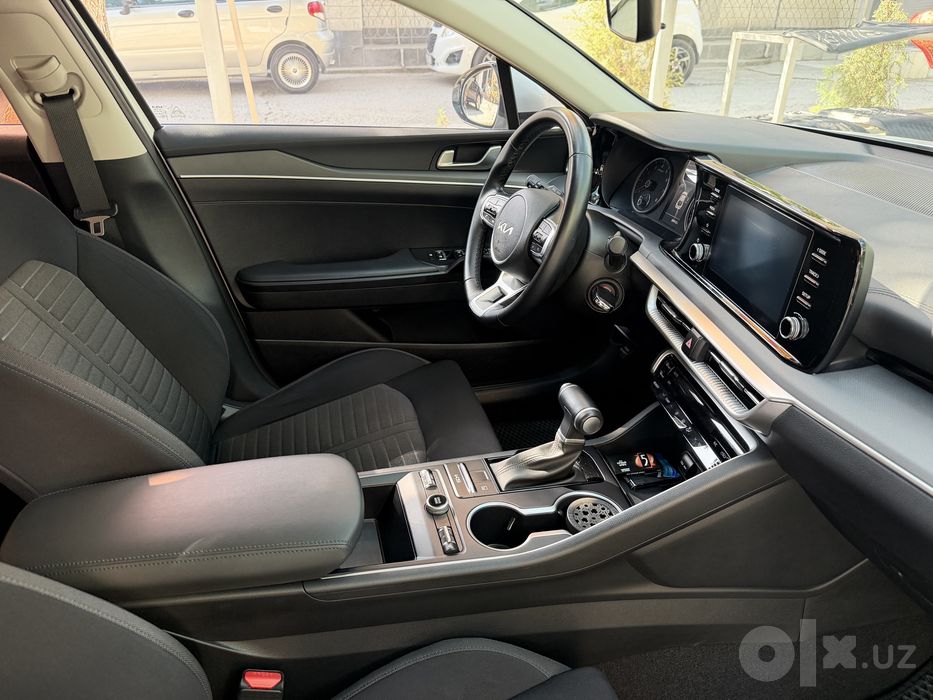 Продается свой автомобиль KIA K5