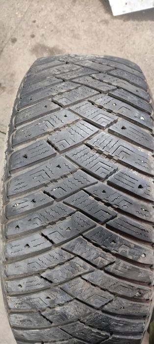 Гудиер на 17 215/55