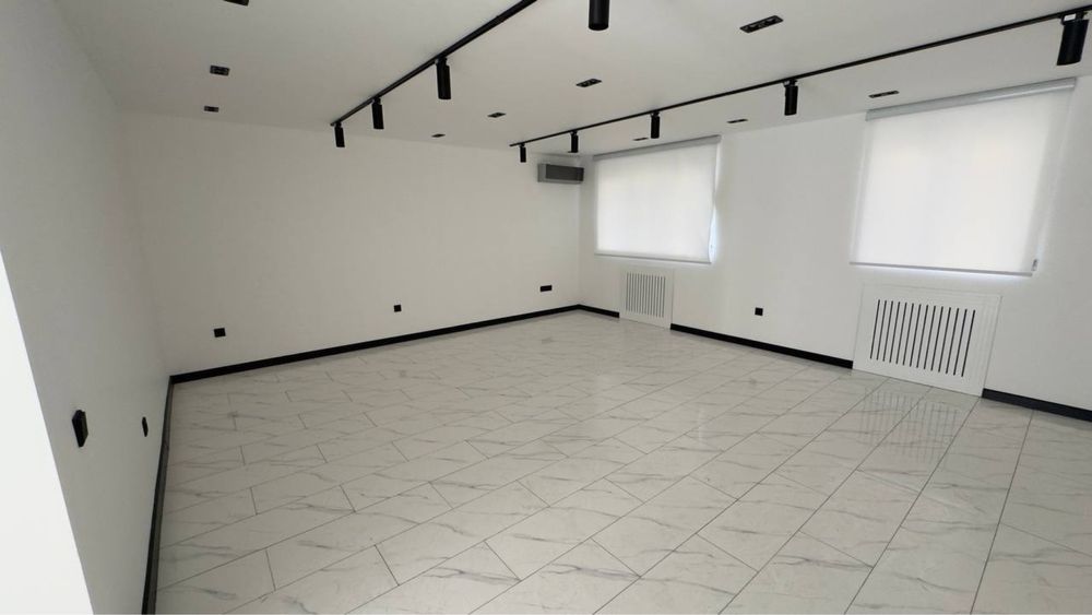 Сдается в аренду нежилое помещение Ц-1, Чайкоф, Ипак Йули банк