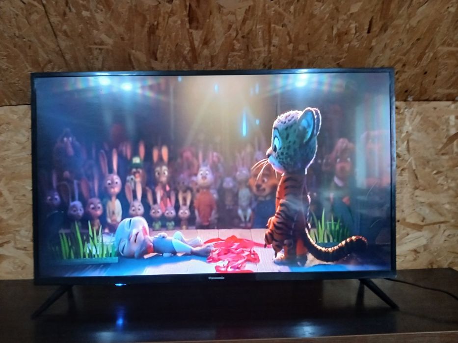 Продам телевизор панасоник