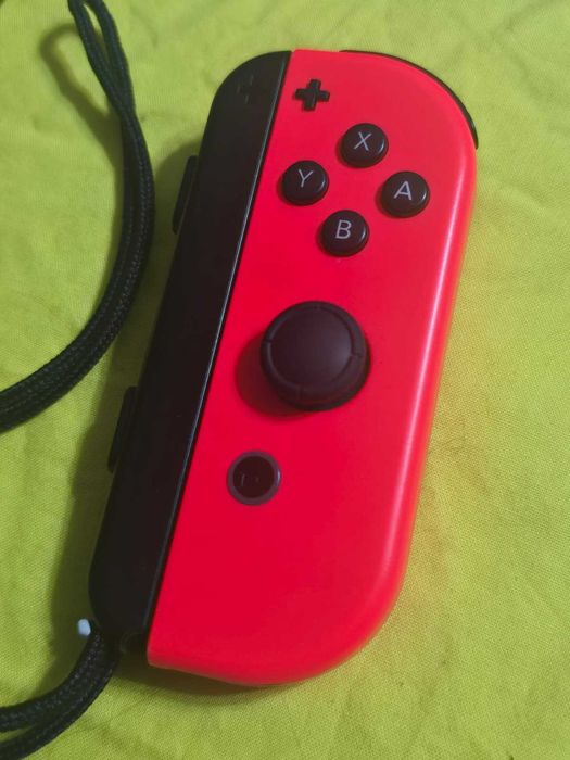Set controllere originale Nintendo Switch Joy-Con Neon Green / Neon Red