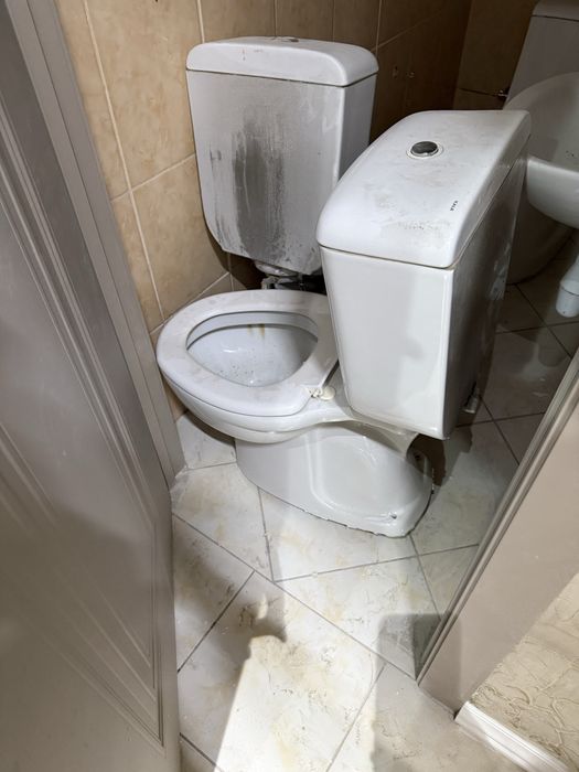 Срочно забирайте унитаз самовывоз