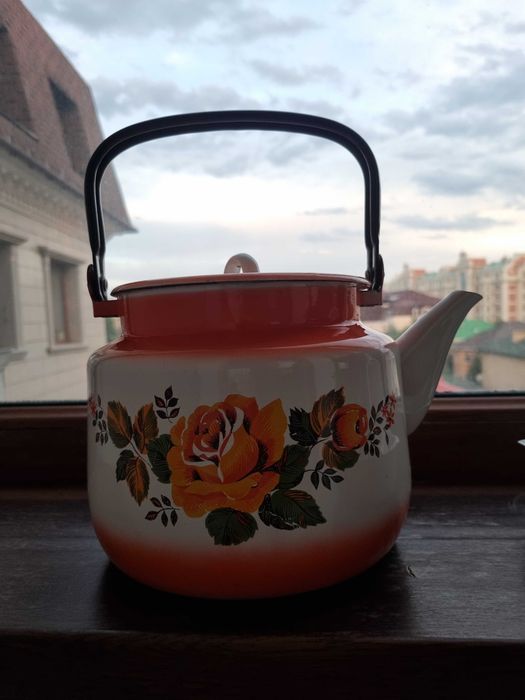 Чайник эмалированный, советский