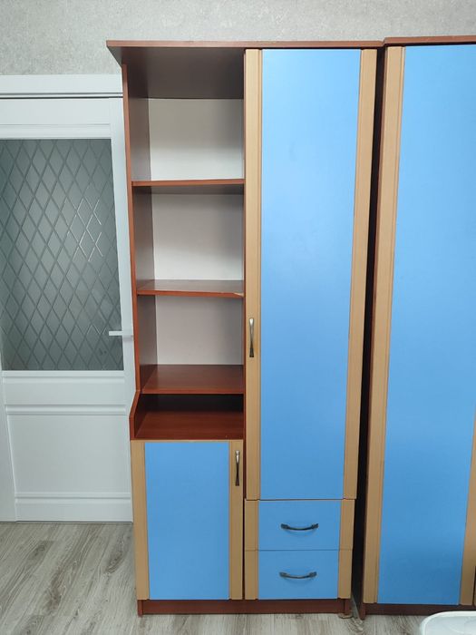 Продам пару шкаф для Детской комнаты