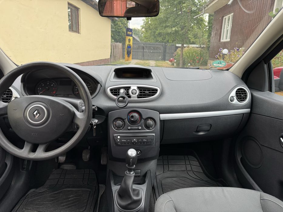 Renault clio 3 2009