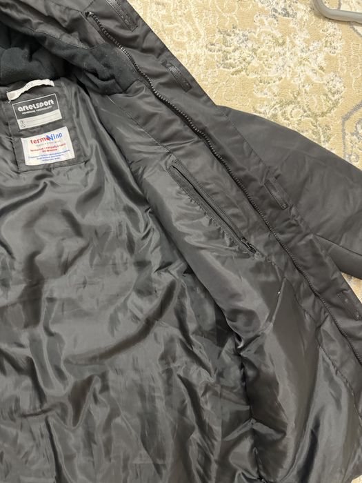 Продам детский облегченный пуховик