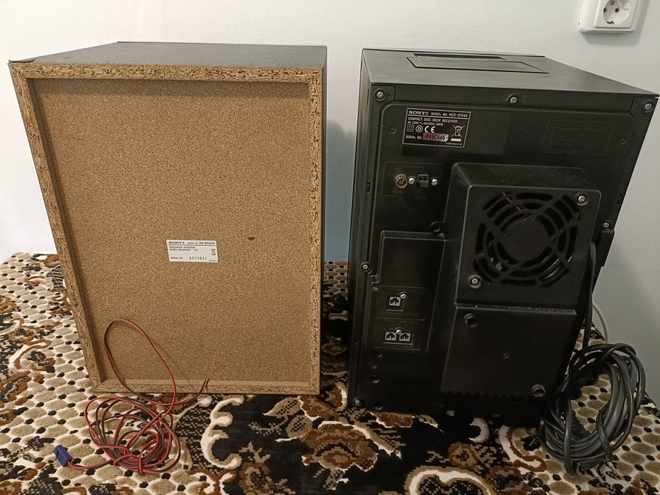 Combina subwoofer Sony Genezi Mhc-gt444