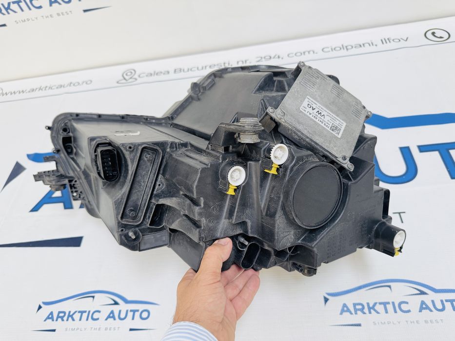 Far stanga Full Led Skoda Karoq cod 57B941015D