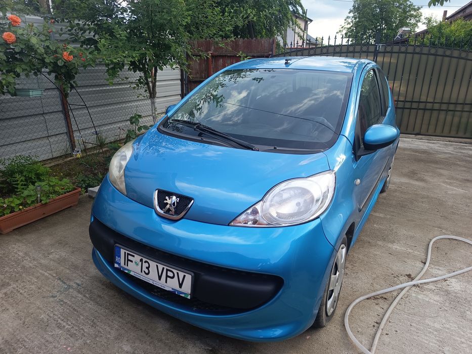 Vând Peugeot 107  an 2006