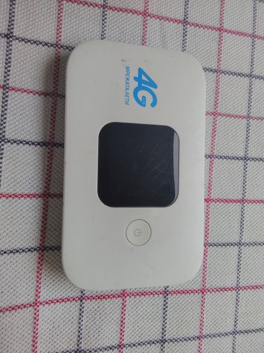 страхoтен джобен рутер бисквитка 4G LTE високоскоростен