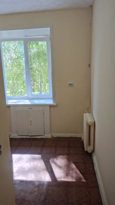 Продам квартиру в 4 микрорайоне, дом 10