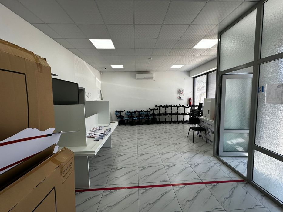 Сдам в аренду офис со складом