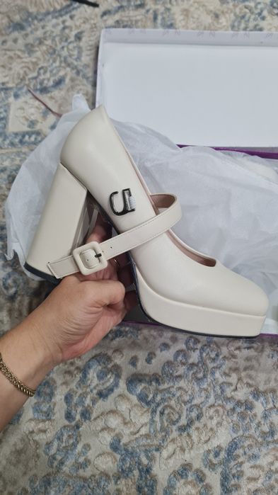 Женские туфли 37