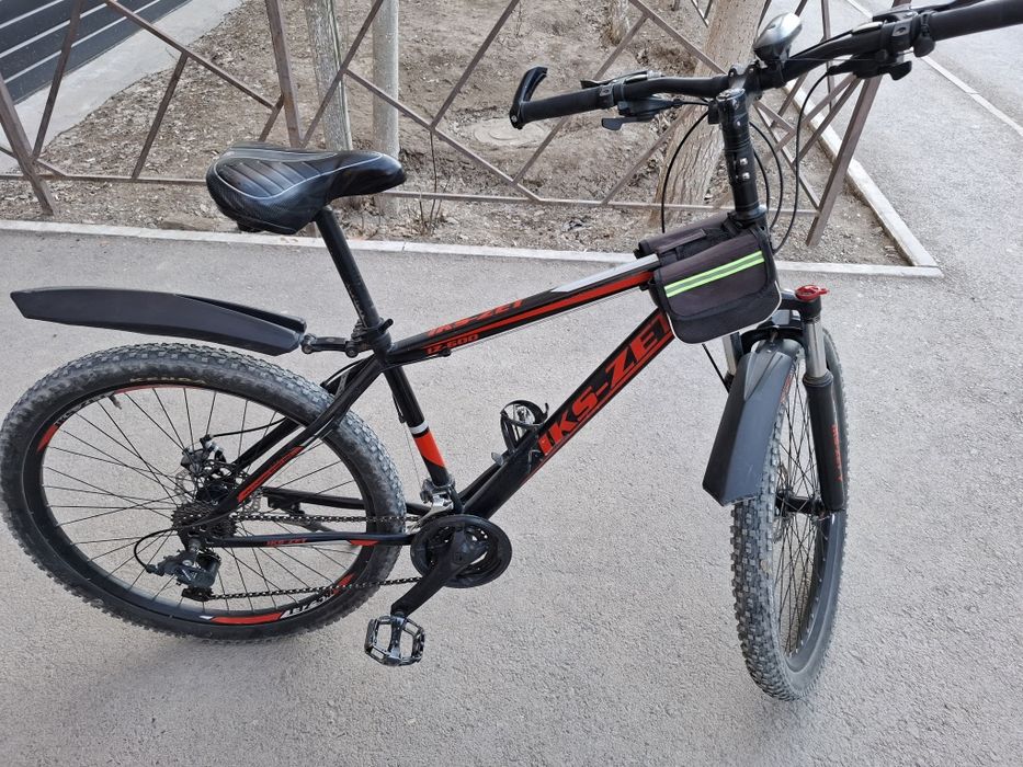 Велосипед сатылады срочно.