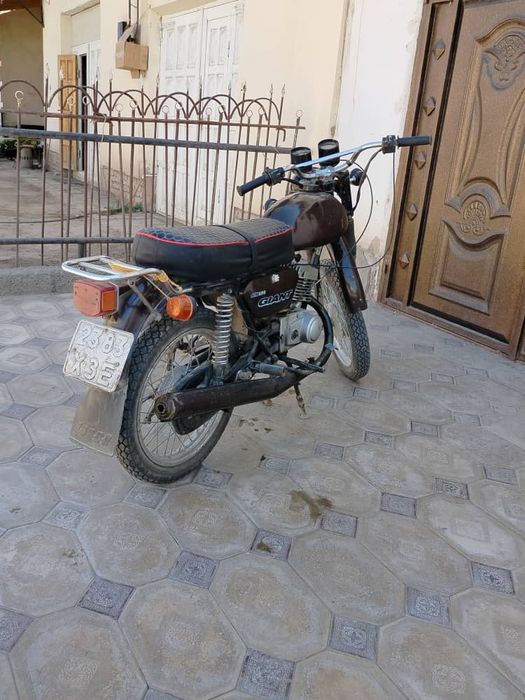 Motosiklni holati zo'r aybi yo'q indiskiy  motor balonlari yangi