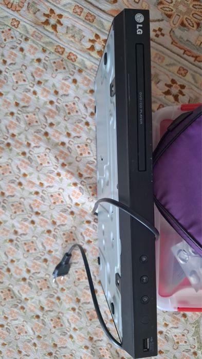 DVD-плеер LG с USB-портом