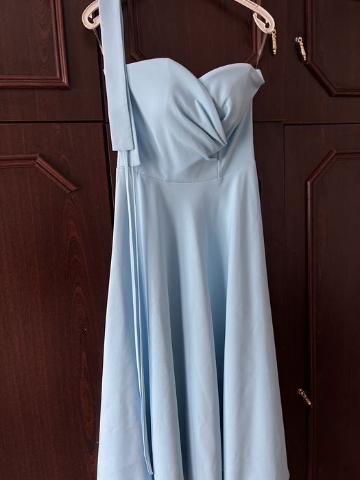 Rochie elegantă.