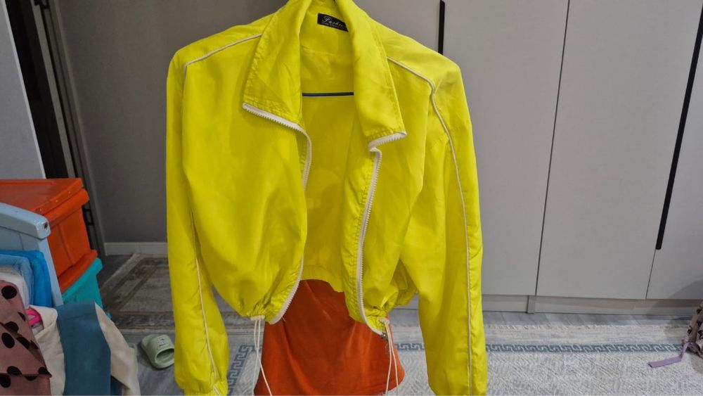 Кофточки сатылады