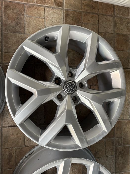 Оригинални джанти Volkswagen VW Amarok 19" 5х120