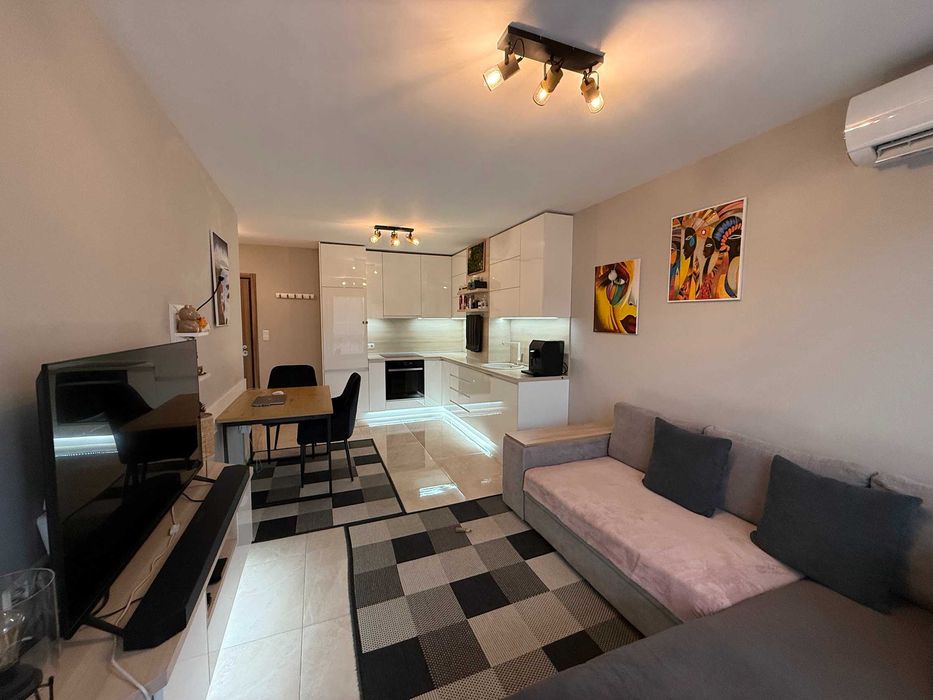 Продава се Двустаен апартамент в Пловдив, Беломорски - 65 кв.м за 1098 €/кв.м - Снимка #9