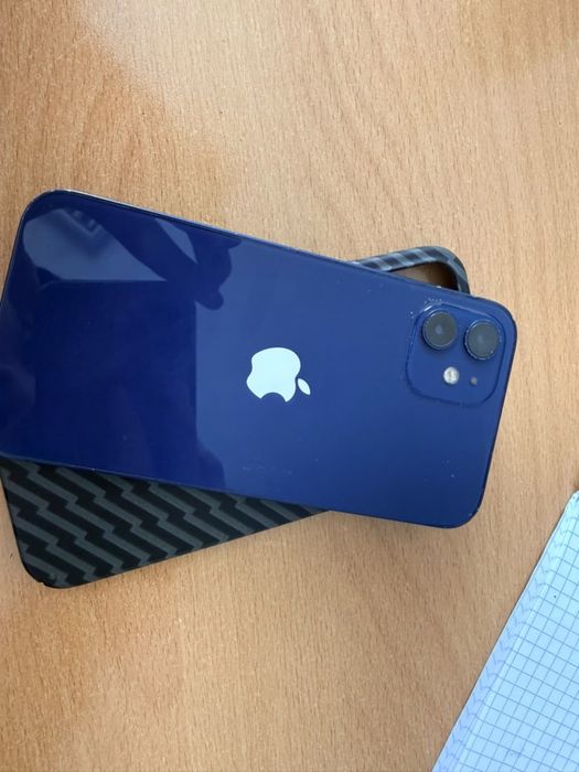 Продам айфон 64гб