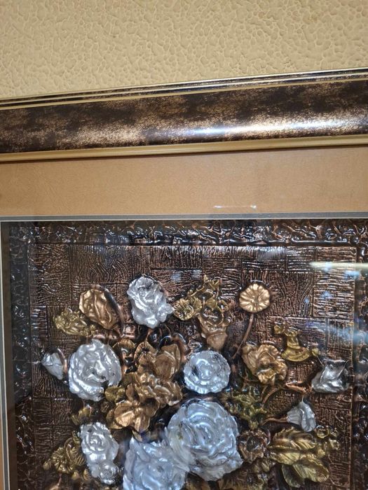 Картина-ваза с цветя