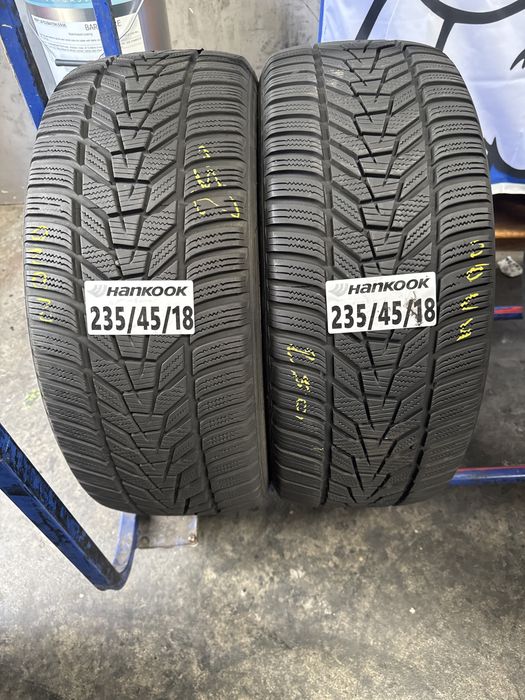 235/45/18 Hankook M+S