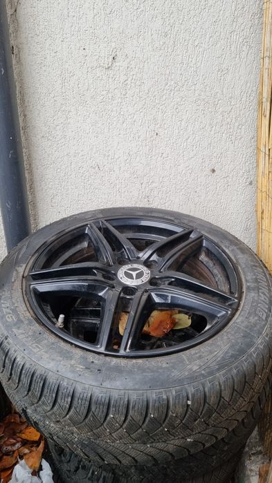 Set roti jante iarna pe 17 235 45 17 anvelope aproape noi mercedes w205 w177 cla w118