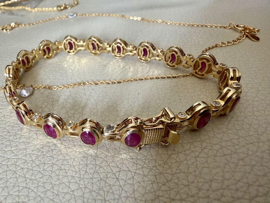 Сребърна гривна 925  с Рубини