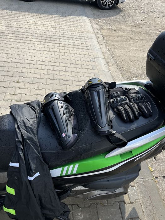 Honda j 300 2014