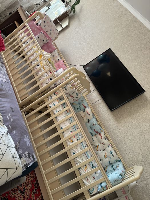 Продам 2 детские кровати