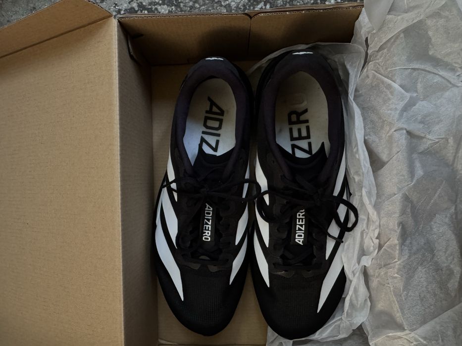 Adidas runingshoes