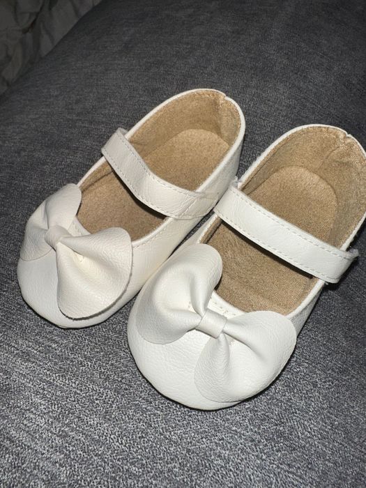 Детские туфельки