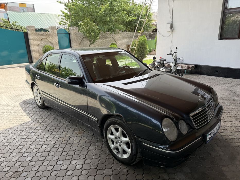 Продам мерседес w210